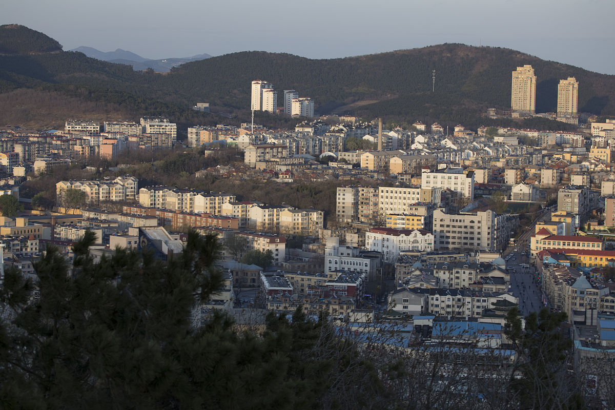 2019年4月25日,辽宁省大连市辽东半岛最南端旅顺口区风光.