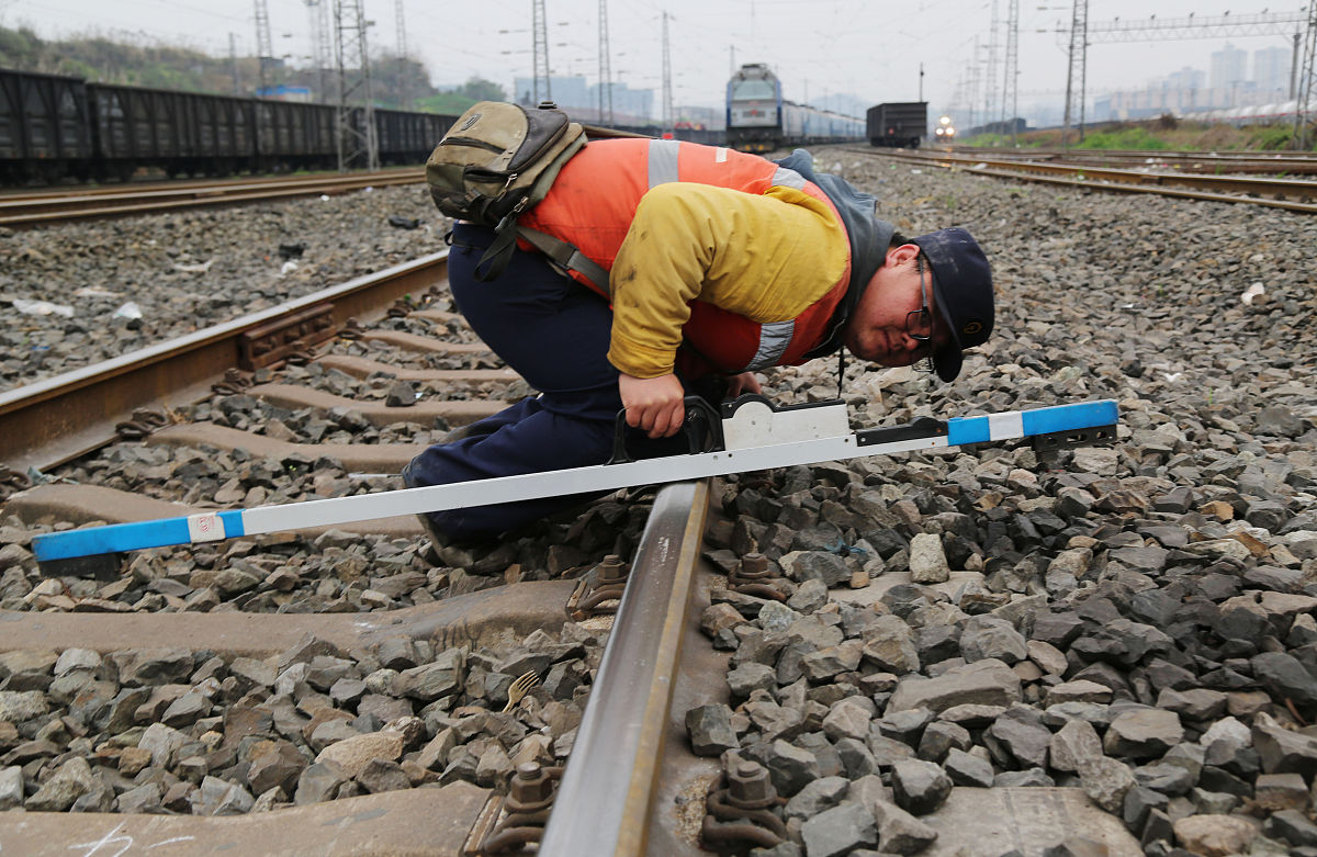 成都铁路运输学校热门专业 | 机电工程、电气自动化等专业受欢迎