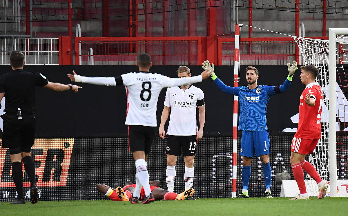 11.2020, <strong>x</strong>jhx, fussball 1.