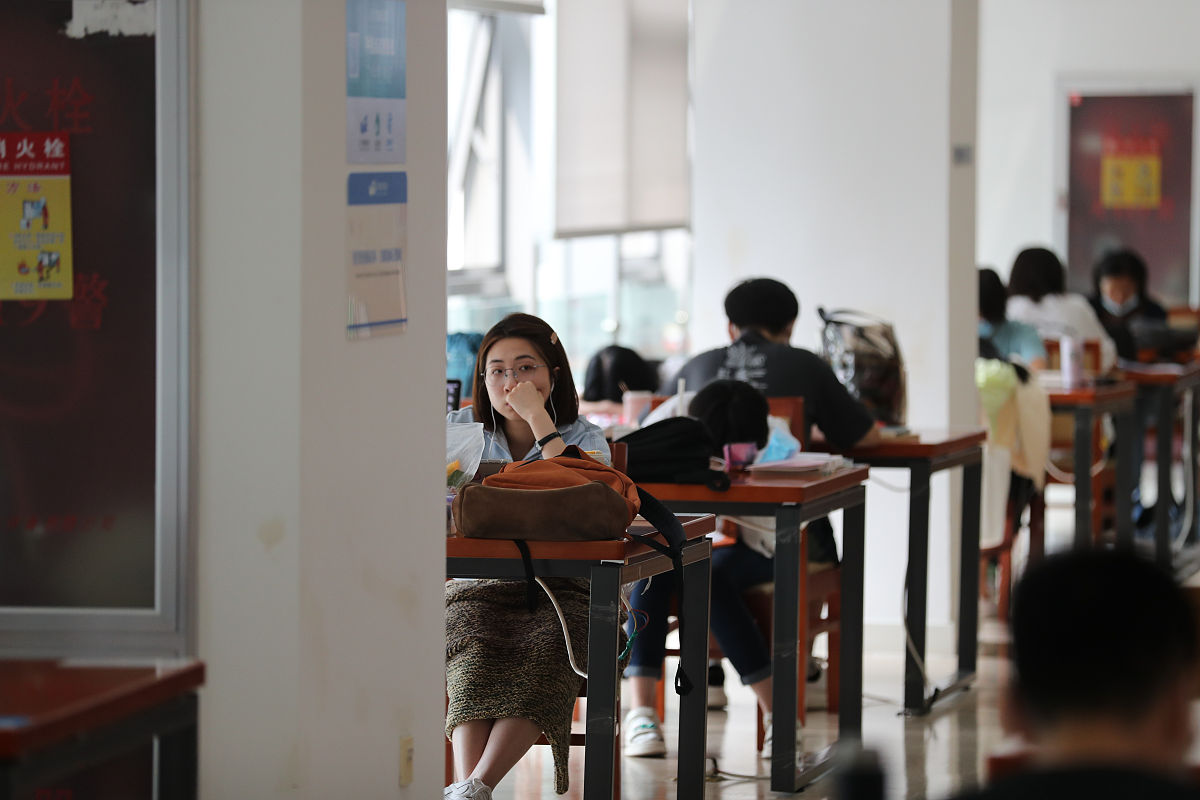 厦门女生2023中考选哪些专业未来发展好 女生学啥比较好