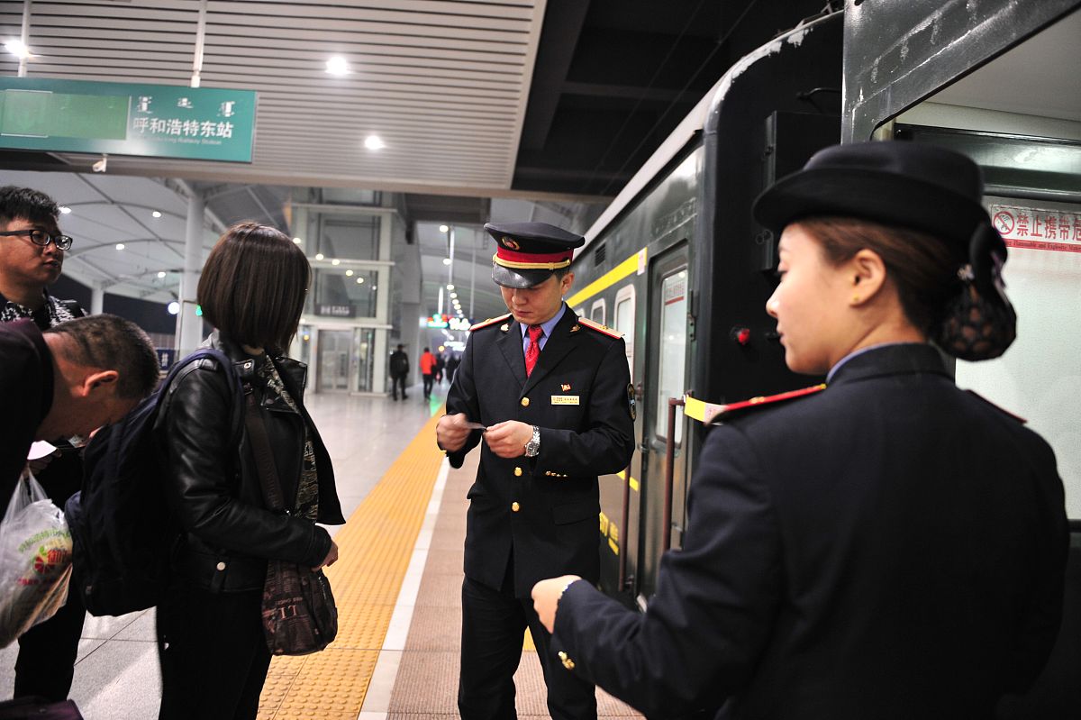 重庆轻轨职业专业：人才培养、学习方向和就业机会