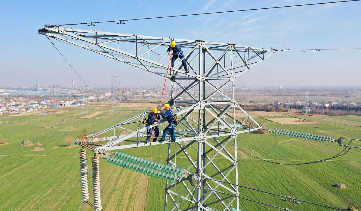 电网平滑输出：稳定电力供应的关键