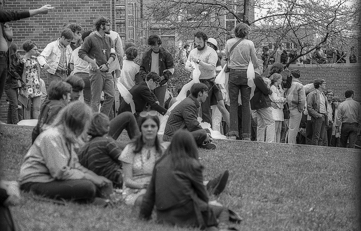 波尔波特与大跃进：政策相似背后的真相