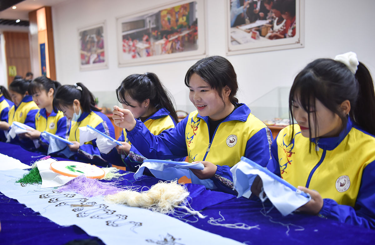 长沙市蓝天科技中等职业学校专业招生人数_好不好