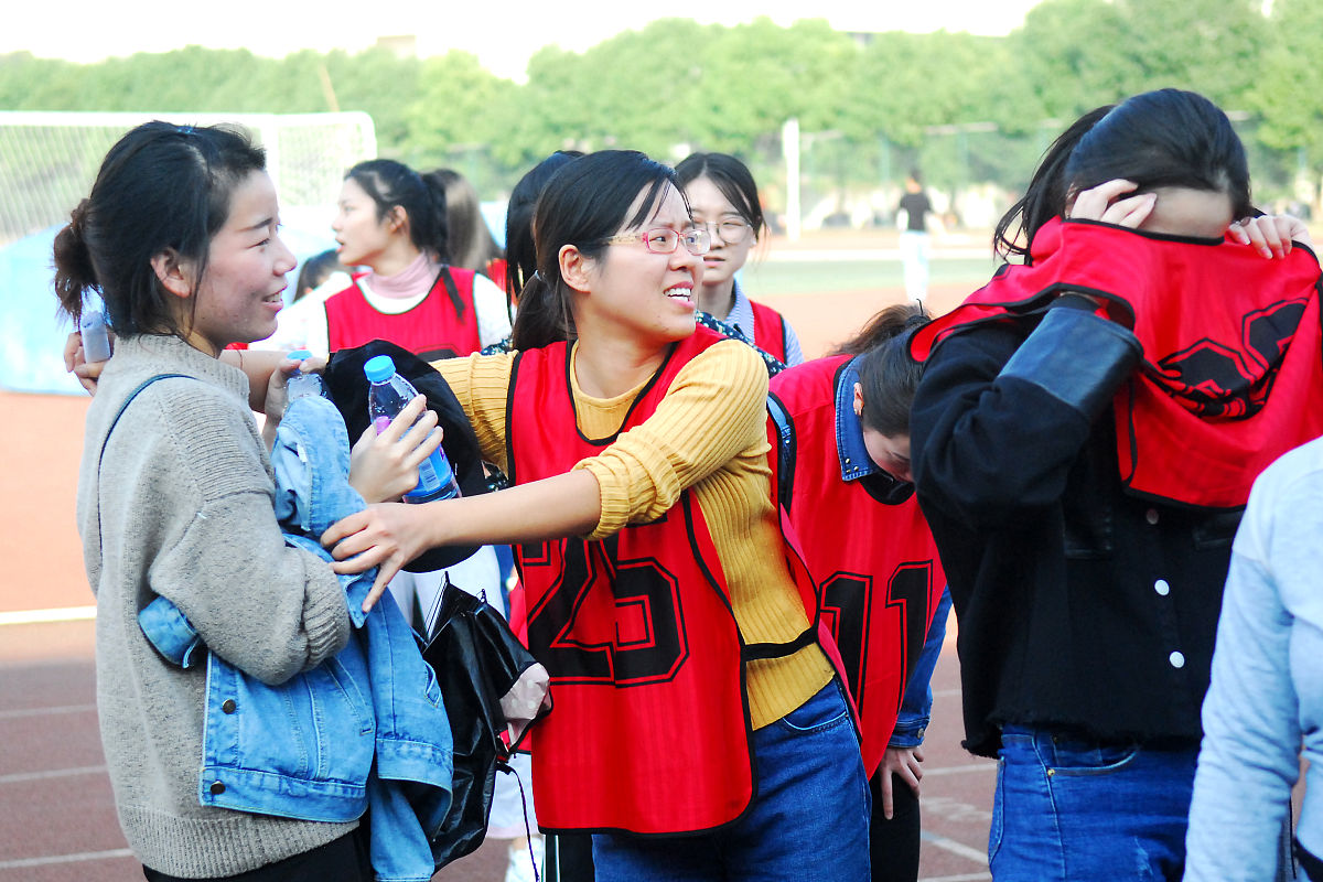 大学生社会实践的必要性：拓宽视野、提升能力、培养责任感
