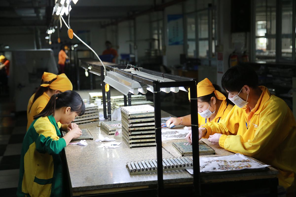 机械技术工人的摇蓝广西机械高级技工学校招收新生！