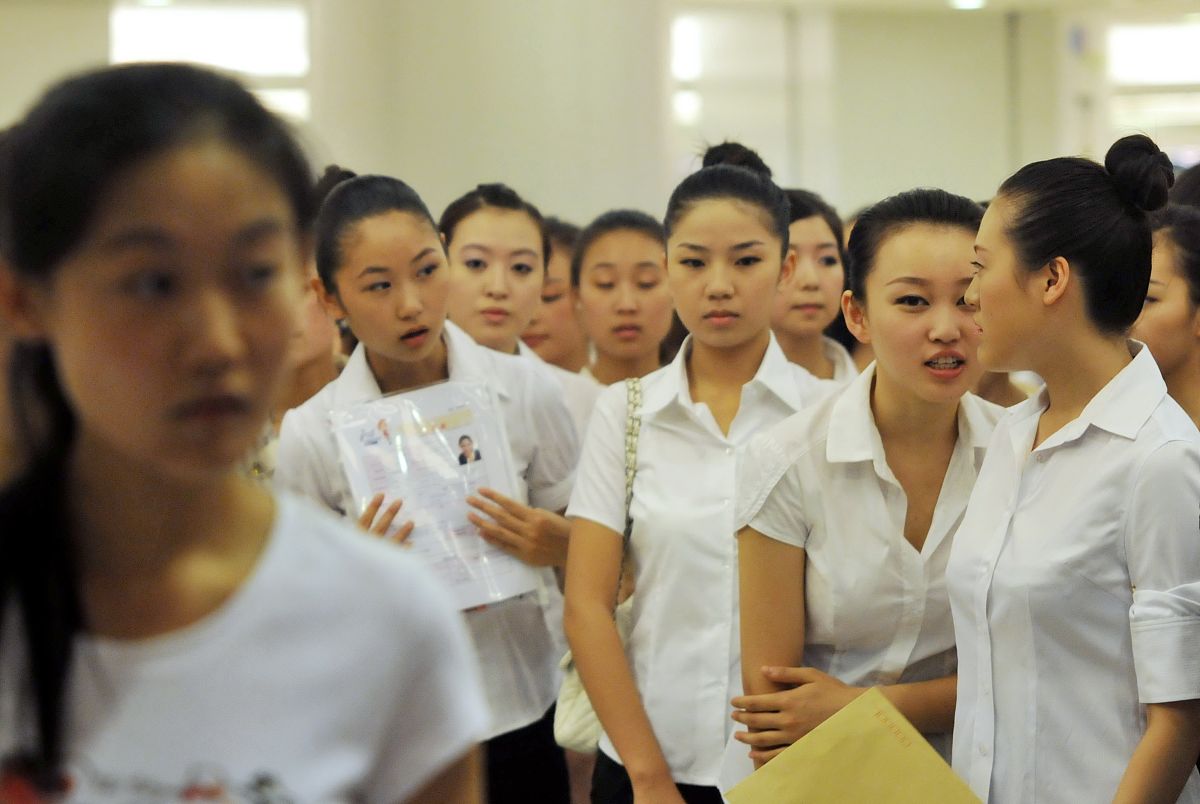 成都空乘培训分享眼睛近视能报考空乘专业吗 成都空乘培训分享眼睛近视能报考空乘专业吗