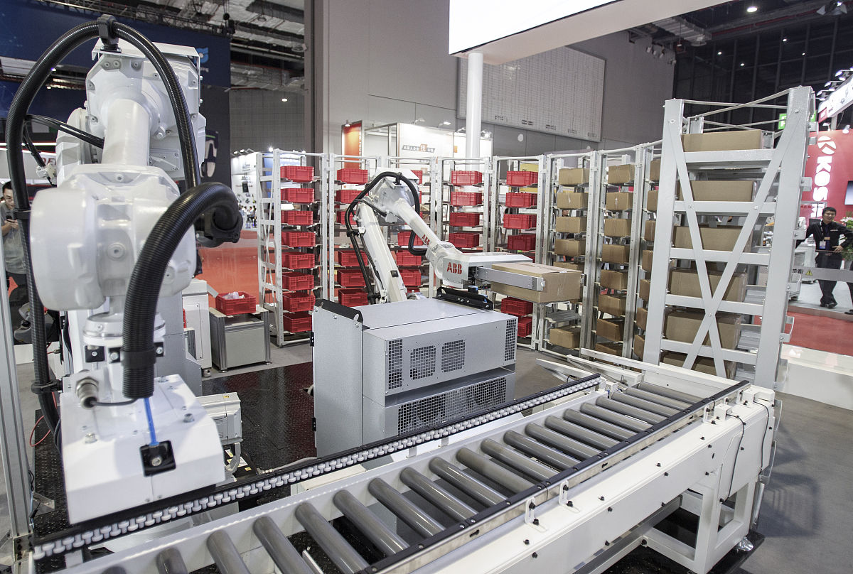 ABB机器人饮料装箱方案：可行性分析与优势