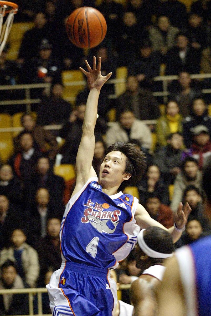 2004年2月25日,辽宁辽阳,03/04cba保级战,辽宁盼盼117-104上海东方.上