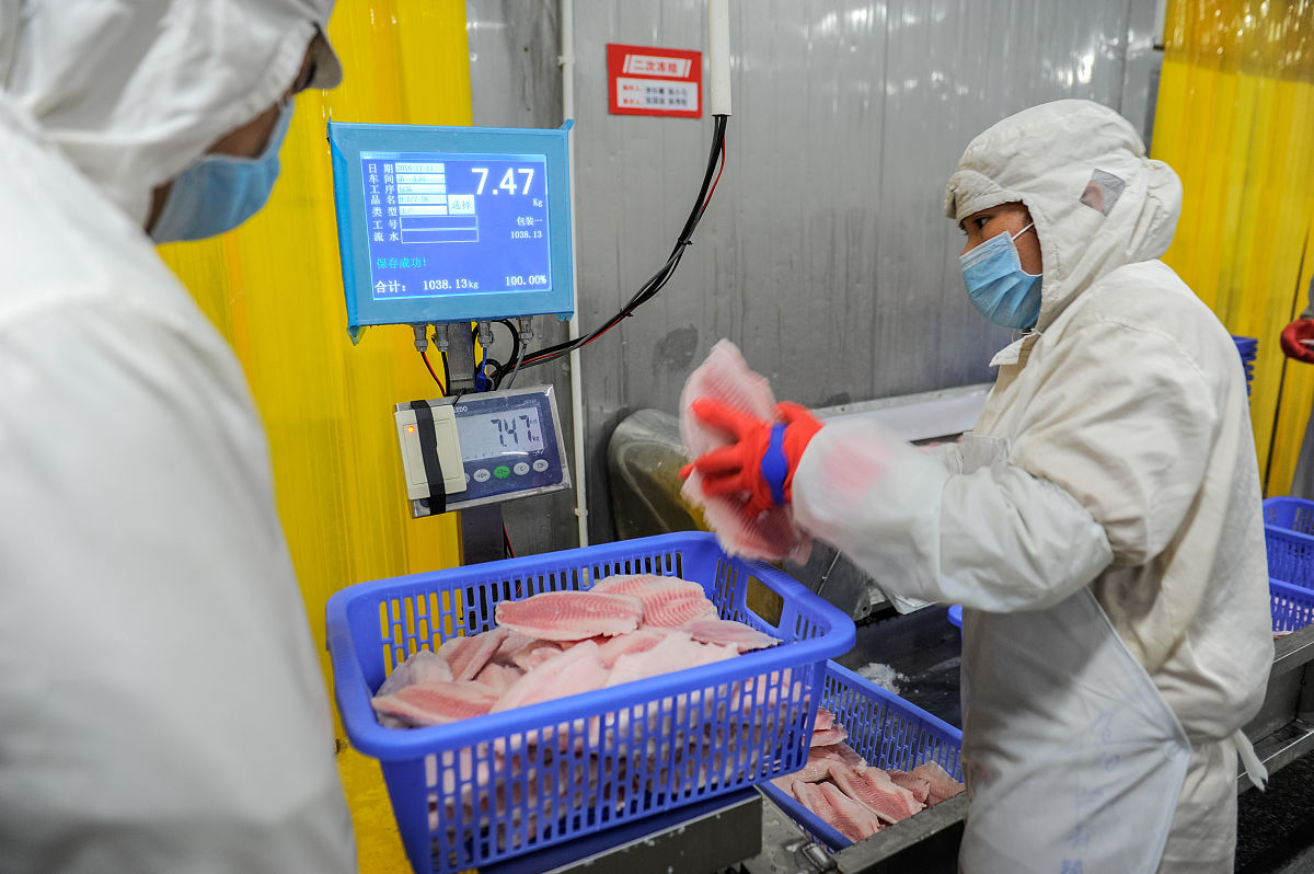 考虑到中国水产动物保健市场需求多样化的特点如何布局市场与研发管线？