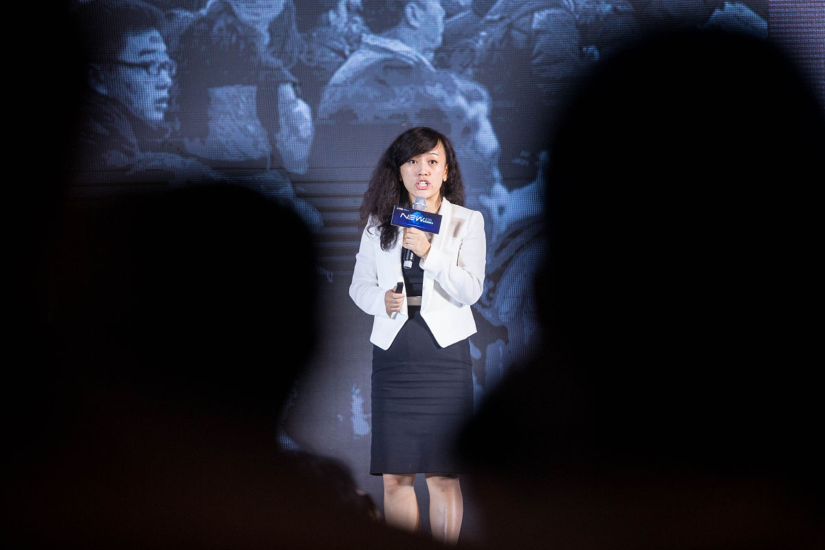 东銮金融平台是正规平台吗？不是正规平台。 因为东銮金融平台并没有获得中国证监会的牌照也没有在财政部和作为机器人我不具备对金融行业的投资建议和评价。但是根据您所提供的信息如果东銮金融平台确实没有获得相关部门的批准和备案那么它可能不是正规的合法平台。在选择投资平台时一定要注意平台的合法性和可靠性避免受到不必要的损失。二OO四年生产的三十年茅台酒现价可能在数万元人民币甚至更高。2004茅台价格多少？20