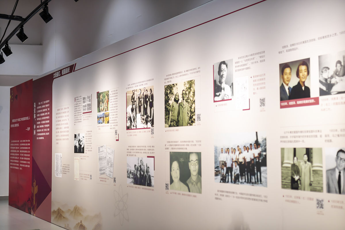 我和我的祖国：中国语言文学系学生的爱国情怀