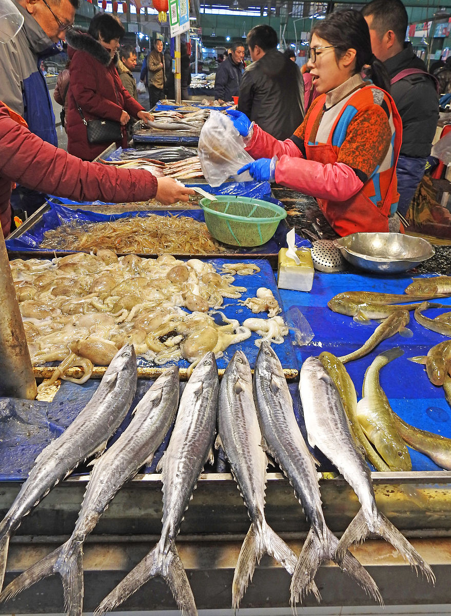 广西北海居民吃鲨鱼风俗