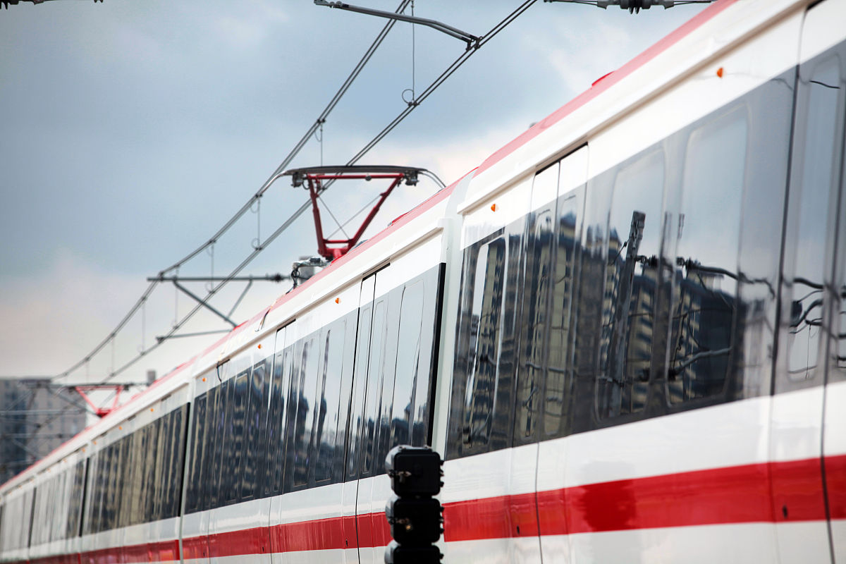 成都轨道交通高级技工学校招生对象 - 培养轨道交通行业专业人才