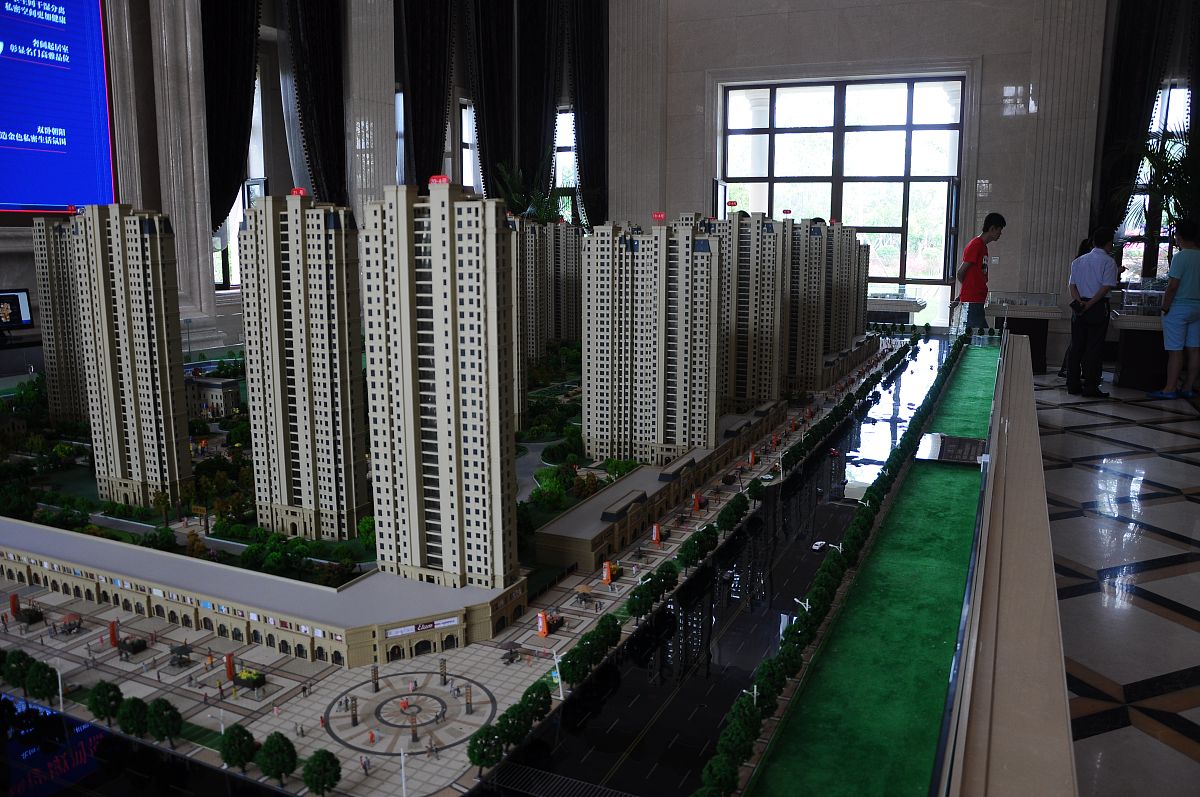 凤凰盛世小区 50幢1单元302室 - 详细地址及周边信息