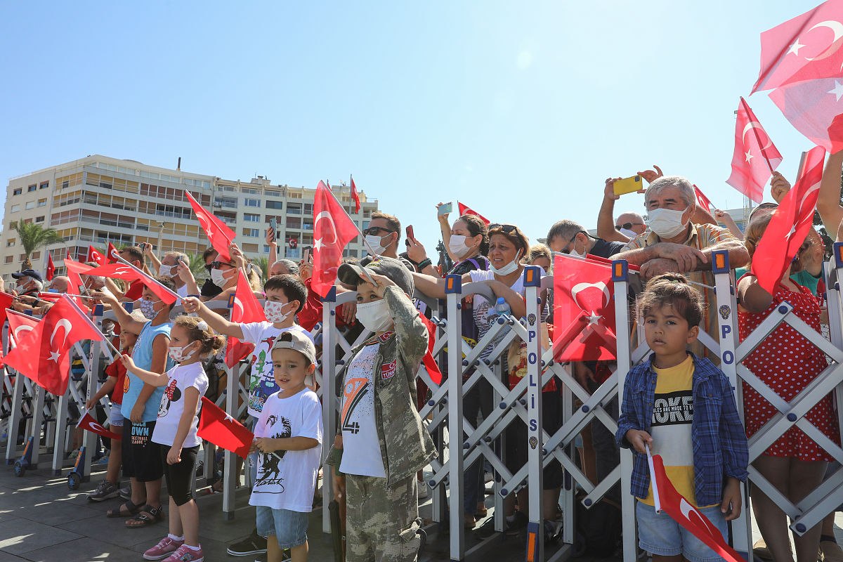 黄仁宇《大历史不会萎缩》中关于15英寸等雨线的论述