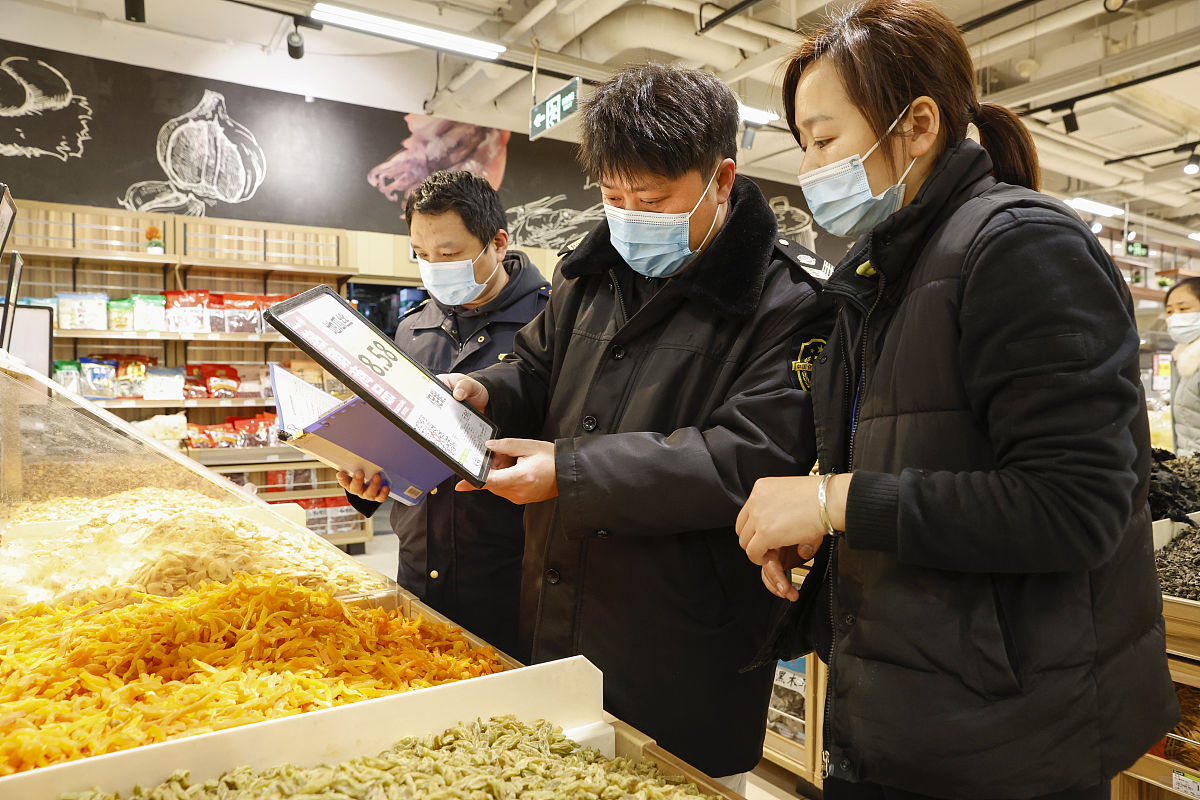综合行政执法队检查餐饮400字左右包含三条措施。