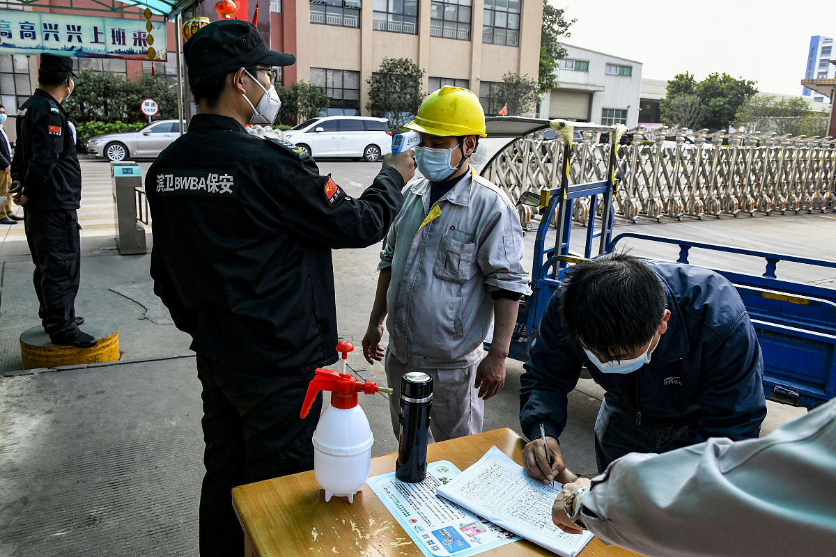 建筑企业防汛抗旱工作措施：保障安全，应对挑战