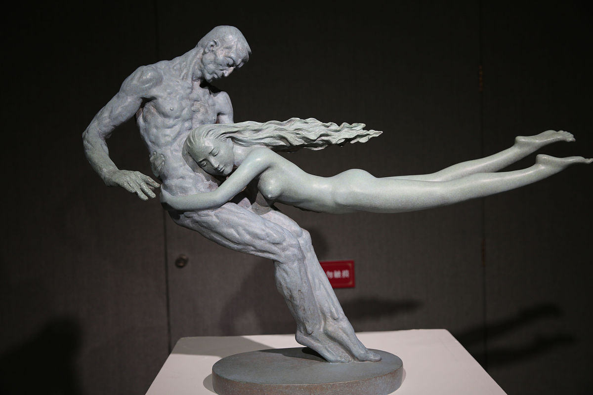 古希腊雕塑巅峰之作：风格分析法解读《掷铁饼者》