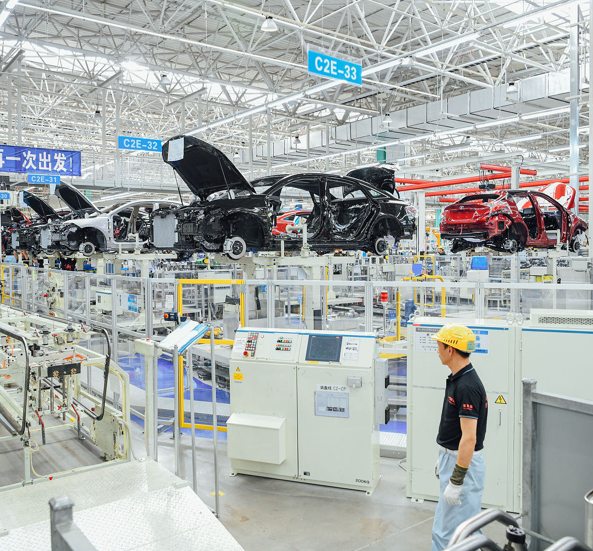 揭秘一汽丰田新能源工厂bZ3定价1698万元起