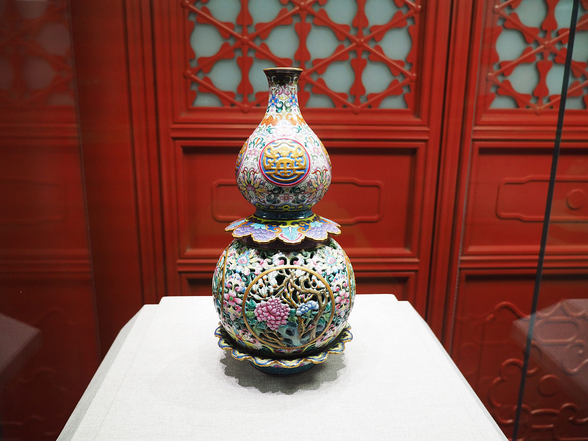 作品是 清香四溢葫芦掐丝的 毕业设计总结 有关景泰蓝掐丝葫芦的