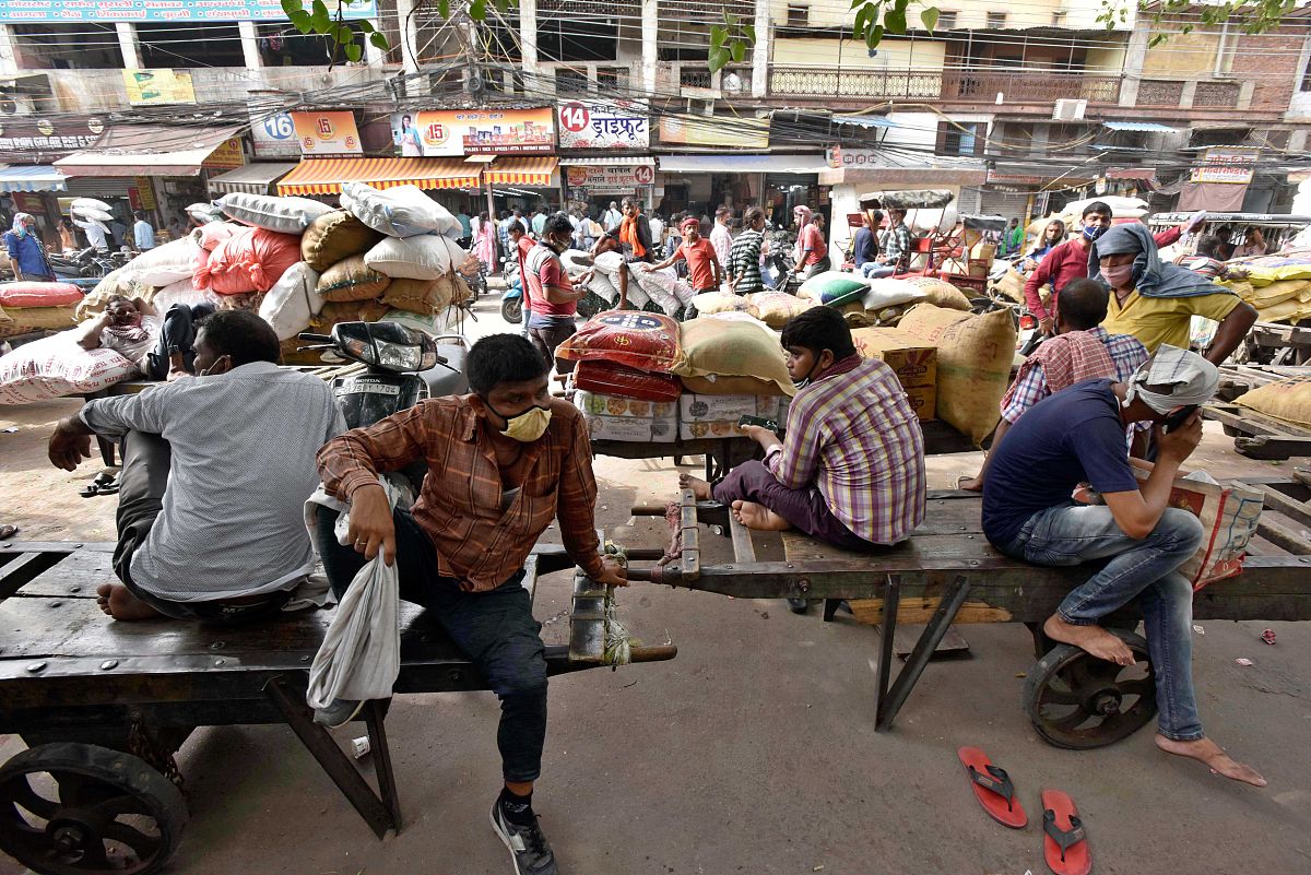 中国近期和什么国家关系紧张请举最近的具体例子说明