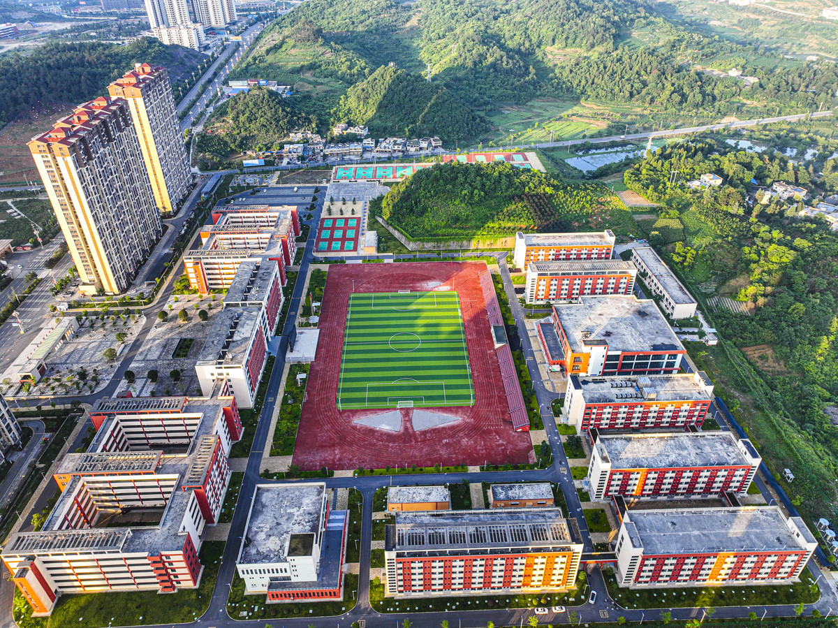 贵州2022年中专学校和职高哪个好 贵州2022年中专学校和职高哪个好