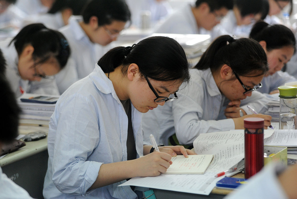 邯郸初中生如何考卫校？提升综合素质是关键