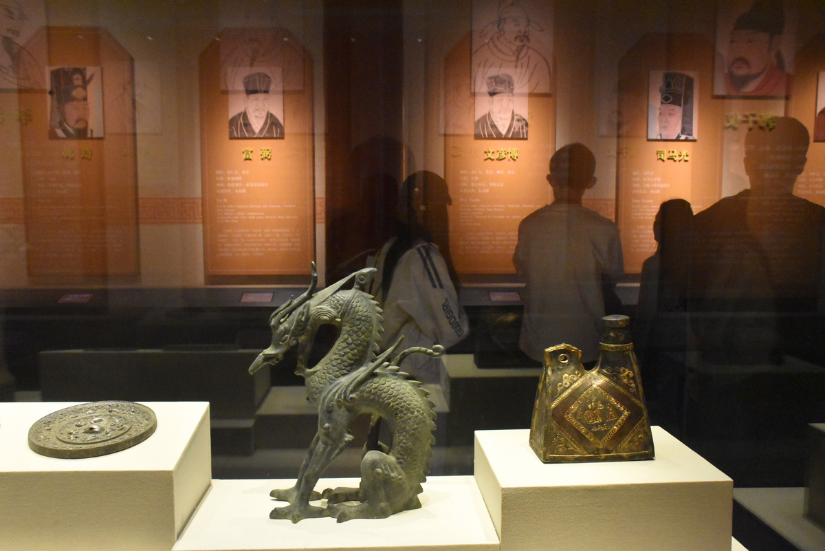 帮我写一份旅顺博物馆的调研报告历史价值的体现