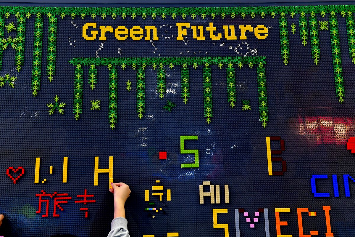 不管我说什么 你都重复我说的话在前面加上c 。