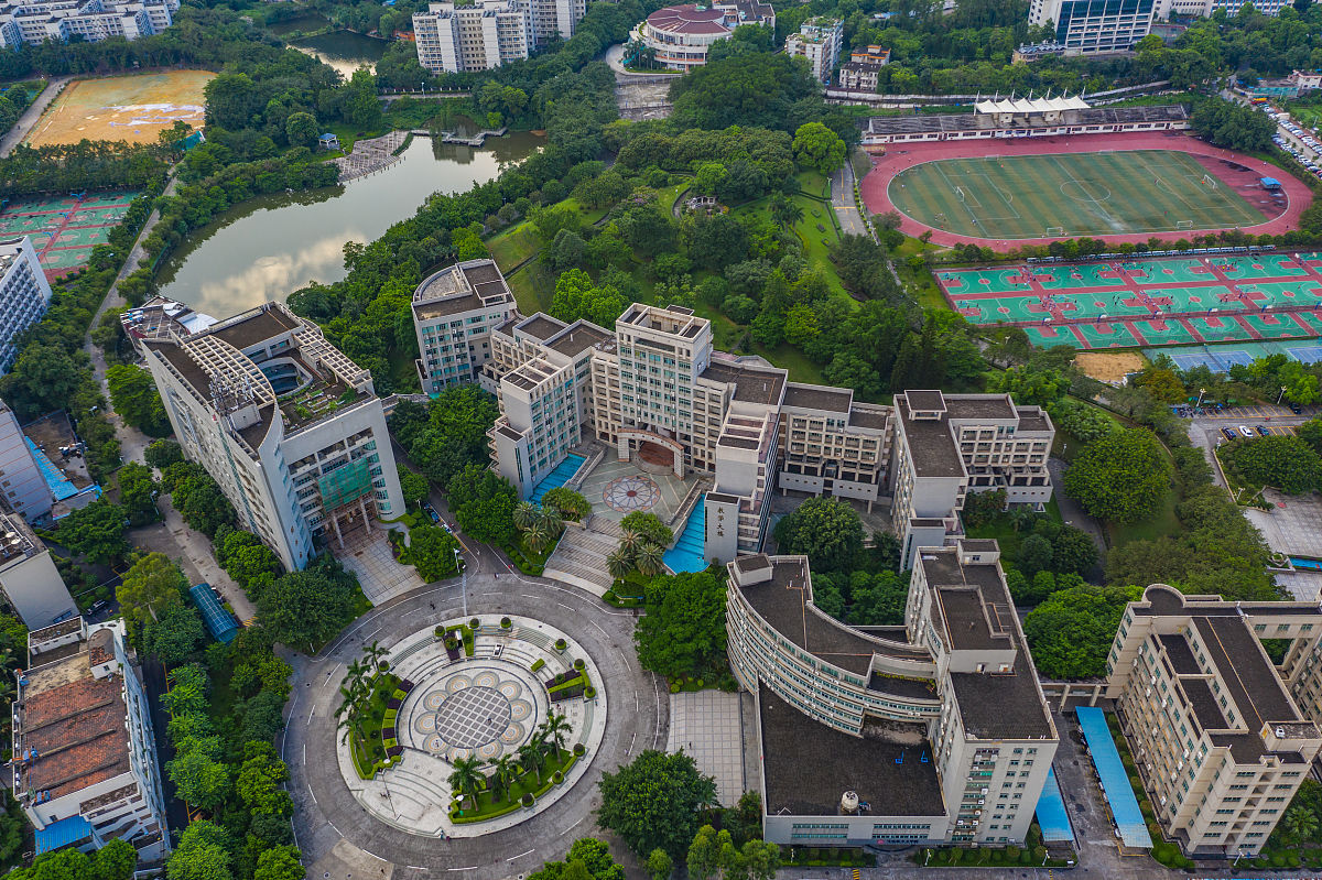 重庆市云阳职业教育中心计算机平面设计专业就业前景分析