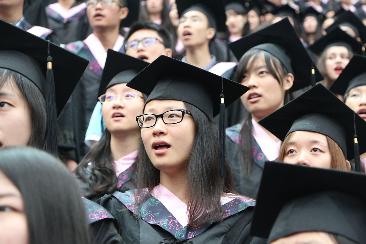 毕业典礼家长的发言稿