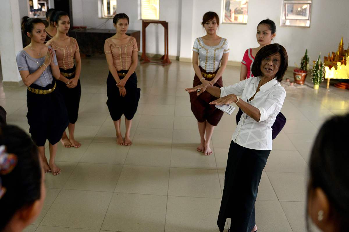 四川省旅游学校酒店服务与管理专业就业前景分析:未来发展方向及就业优势 四川省旅游学校酒店服务与管理专业就业前景分析:未来发展方向及就业优势