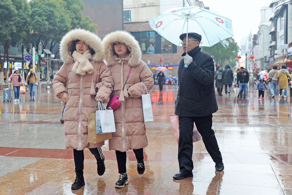20条微博体评论：冷空气来袭，外套准备好了吗？