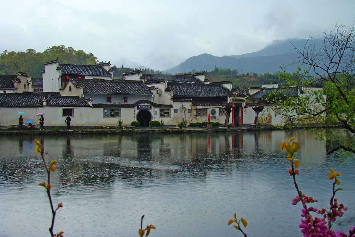 安徽风景名胜:探索黄山、水乡古镇等迷人景点