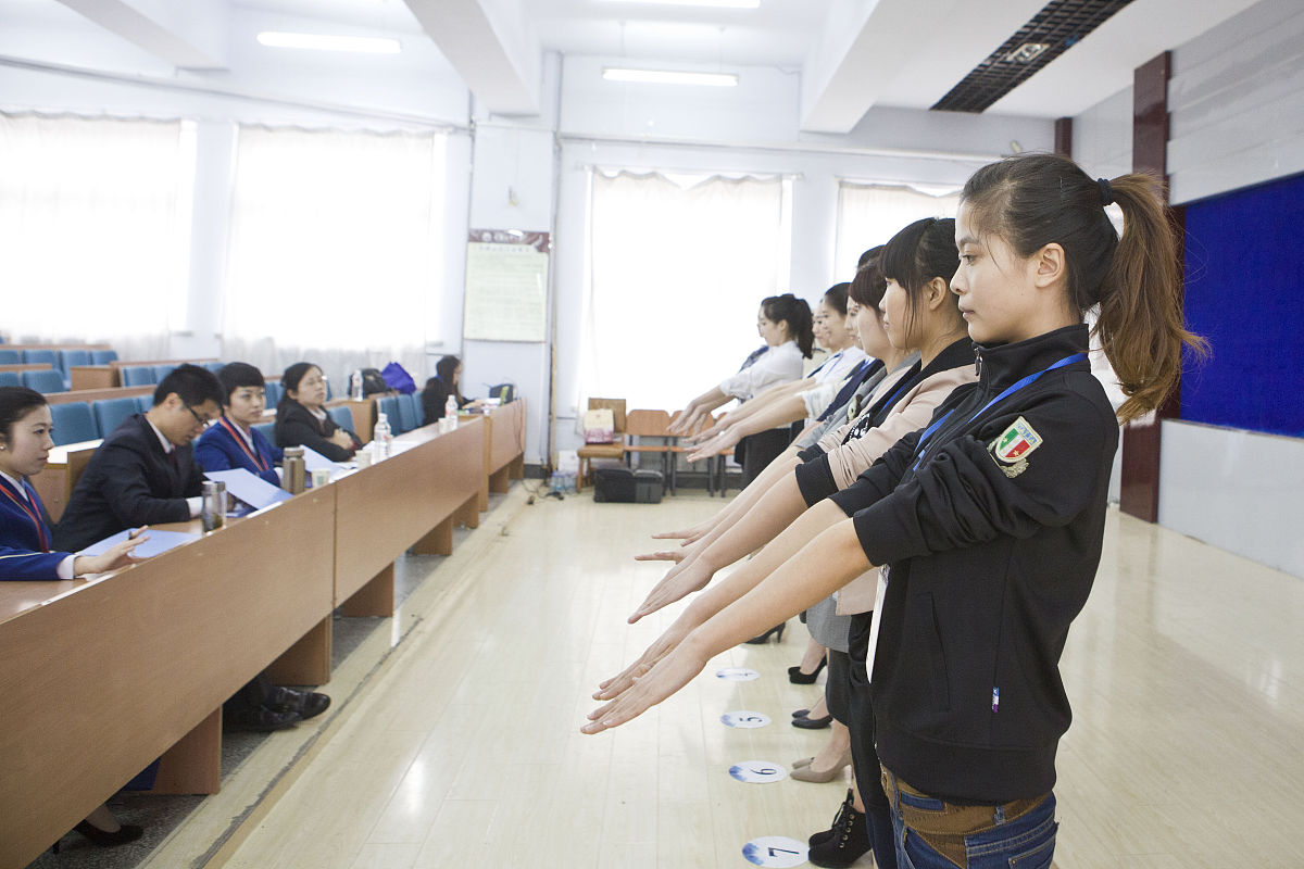 双流区航空服务中专学校排名：选择哪家最好？