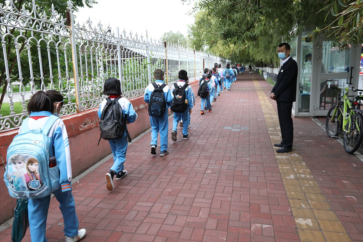 成都铁路工程学校安全管理：保障师生安全，助力学校发展