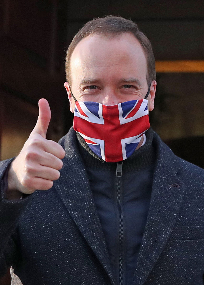 当地时间2020年12月30日,英国伦敦,英国卫生大臣马修·汉考克离开米尔