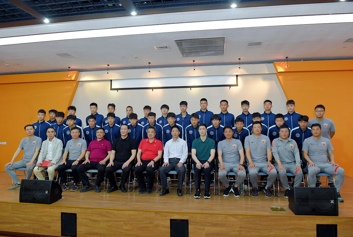 成都航空学校的师资力量怎么样