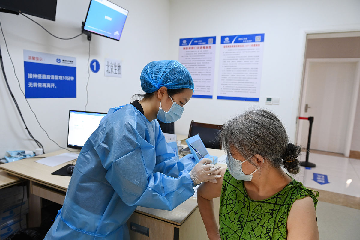 麻醉科需要申诉：关于会诊及时率问题 麻醉科急会诊大多是紧急气管插管一般都是接到电话通知后值班人员先去抢救插管等抢救完后面再接受会诊单书写会诊记录。如果医生提前发会诊麻醉医生无法接收会诊单这是10分钟之内会诊无法完成原因之一。其次部分医生打电话需急会诊插管忙着抢救患者后面迟迟不发会诊单也是造成会诊单无法按时接收原因之一。再者麻醉医生的工作性质无法坐在电脑前随时看到有会诊部分医生只发会诊没有打