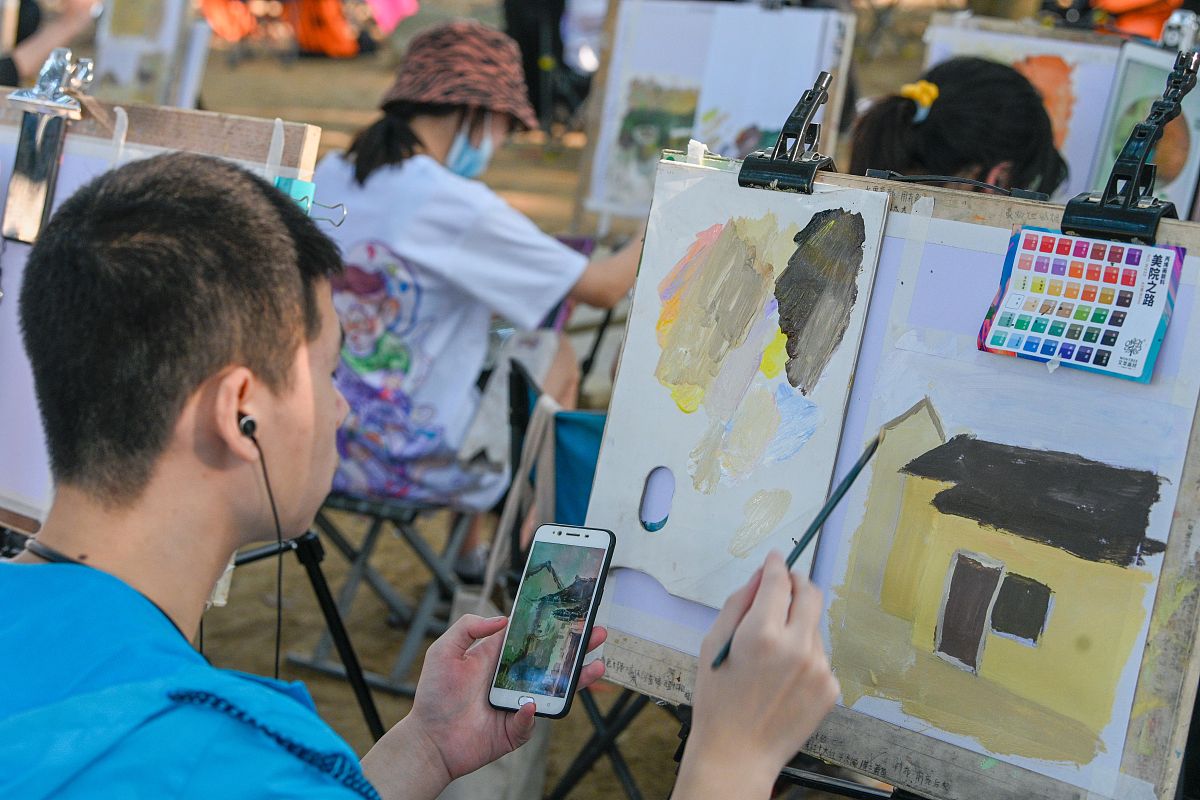 江西省中专学校：最新发展趋势与办学特色