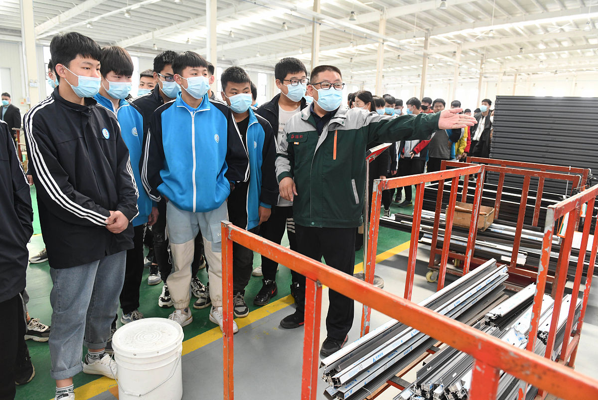 河北省技师学院哪些专业适合男生？