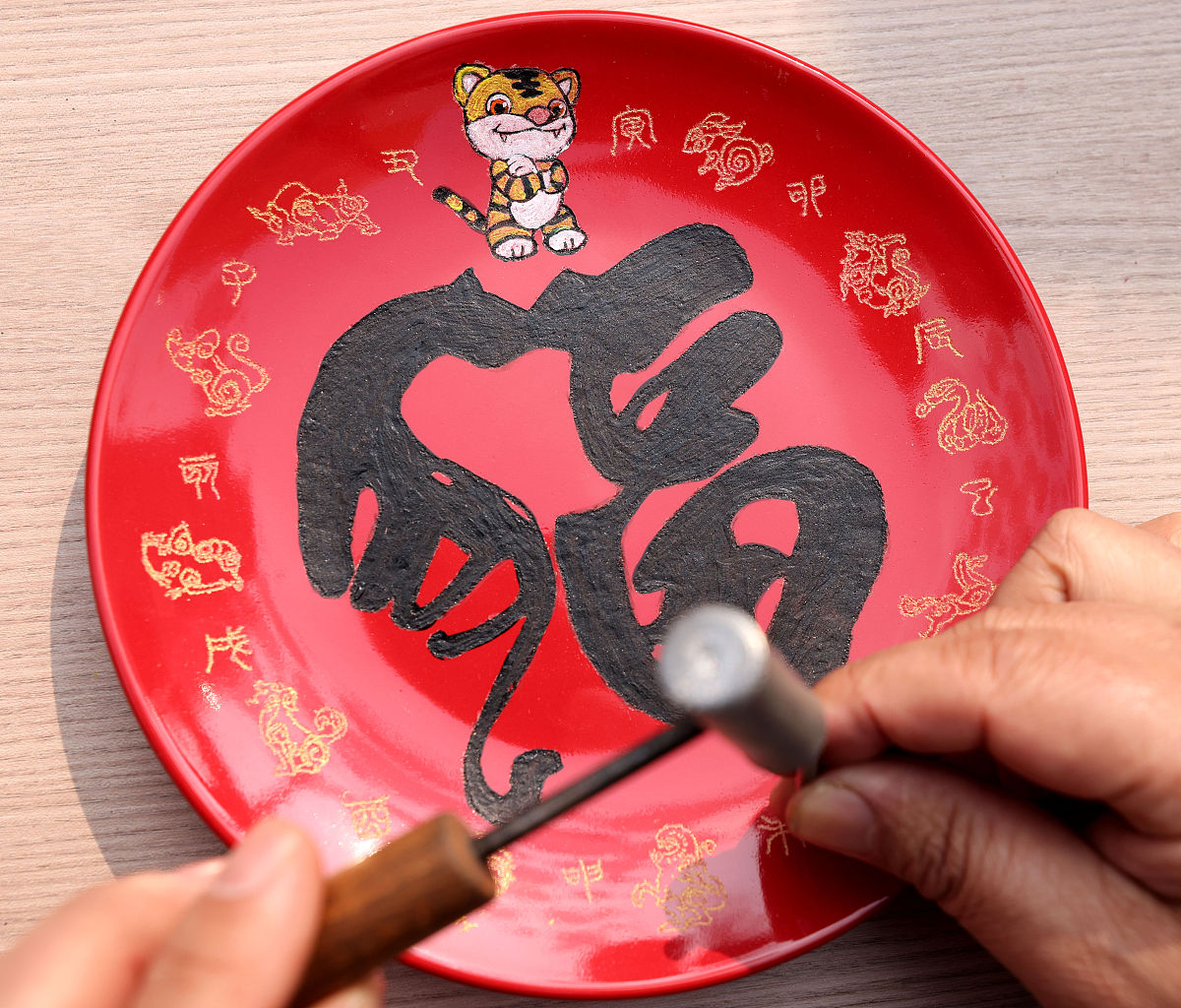 弟弟送哥哥结婚碗刻字推荐：寓意好、祝福深