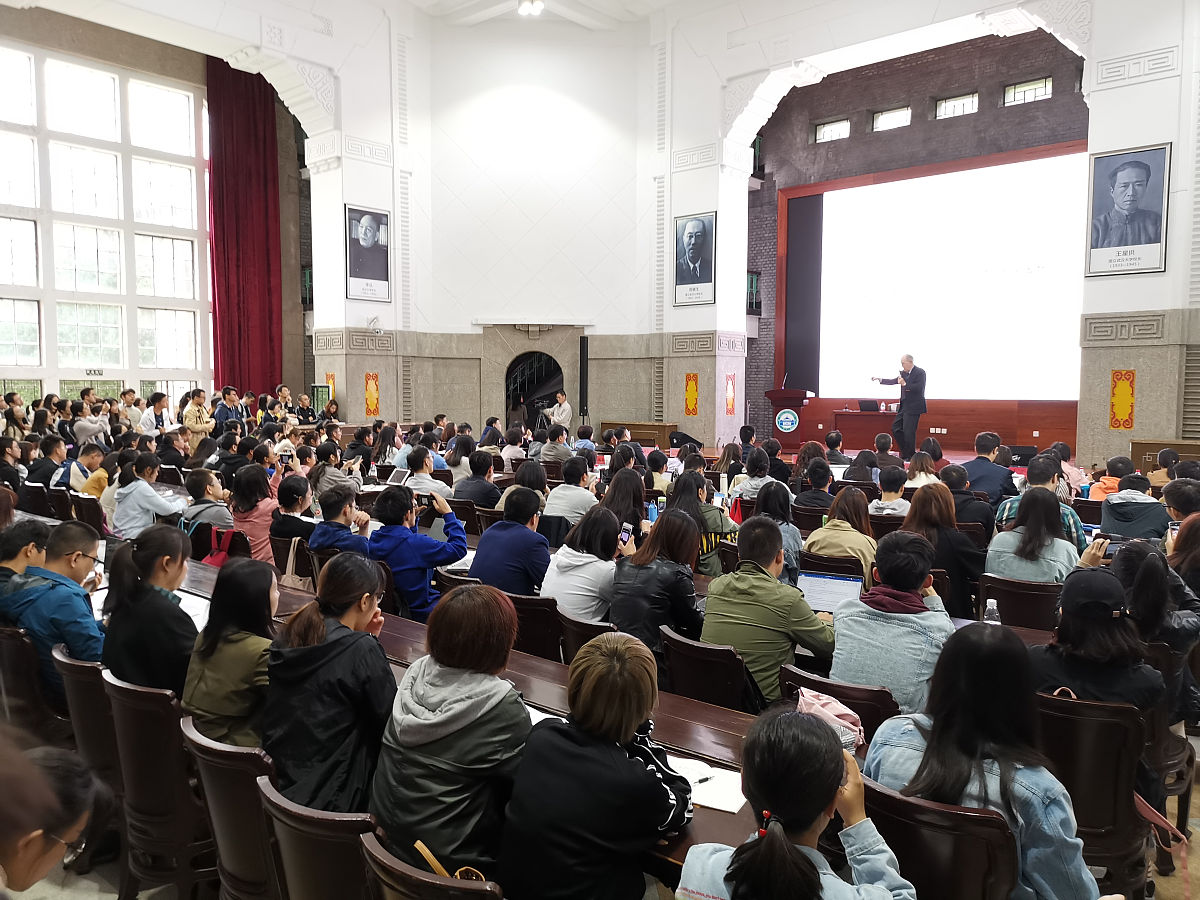 委托代理理论：理解代理人与委托人之间的关系