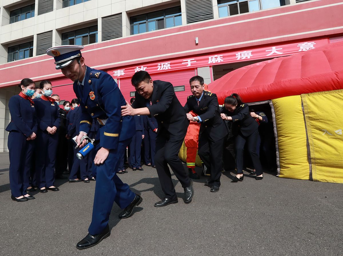 云南晋宁航空安全管理学校2022年3+2五年制大专招生简章