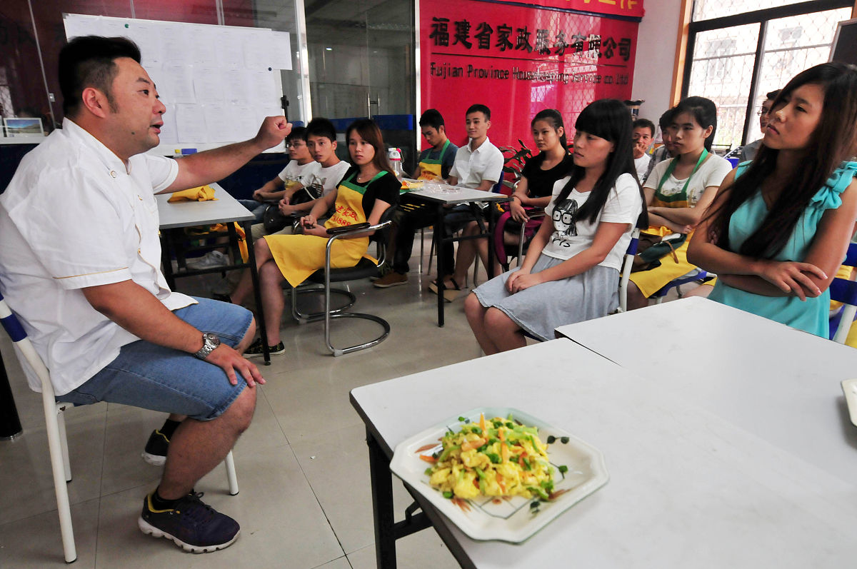 教师对教育实践的态度：支持与障碍并存