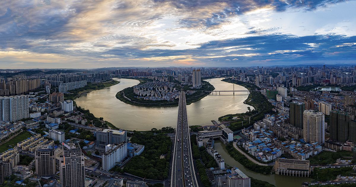 2021年8月16日,南宁城市景观.
