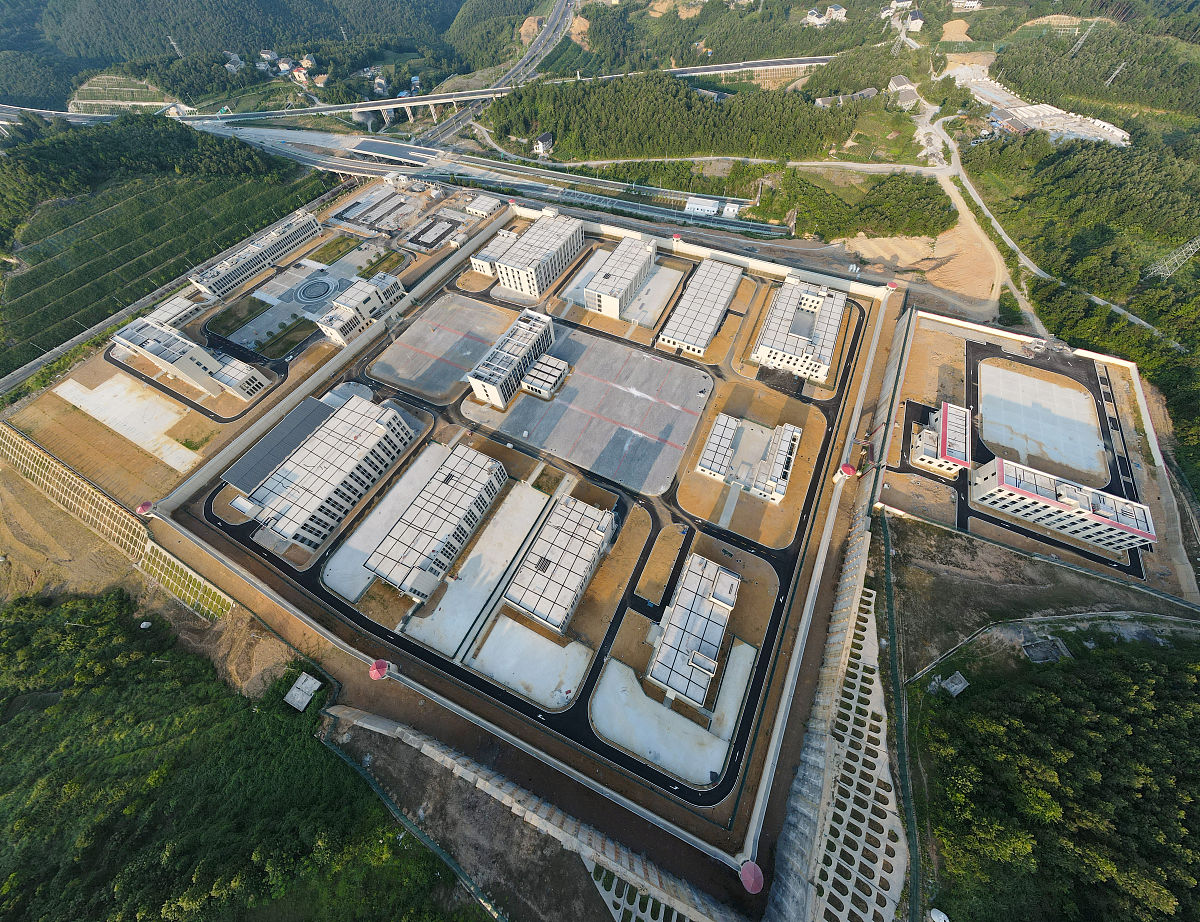 2021年贵州省各行业平均工资标准及影响因素