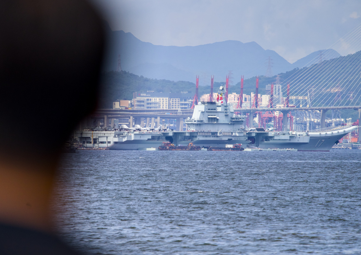 中国海军跟美国比谁强？