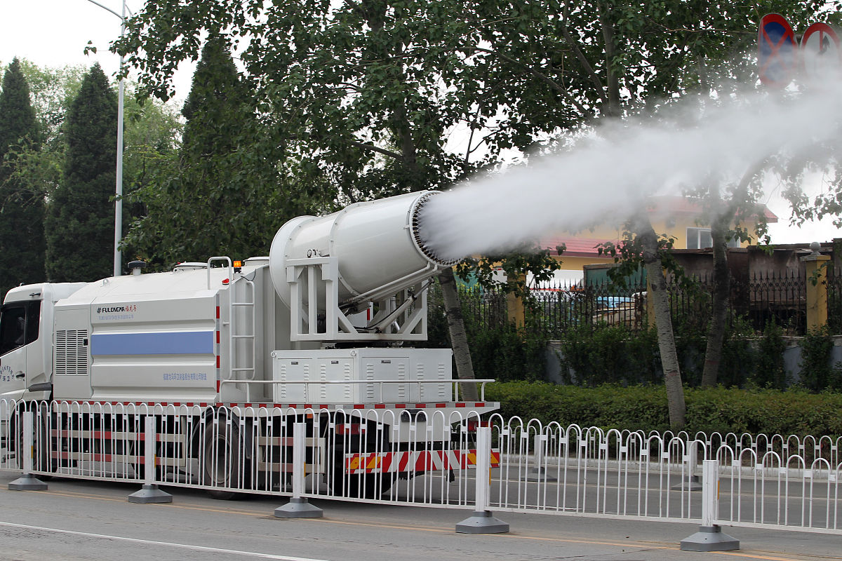 2006年东风牌消防车水炮射程水流量 200字